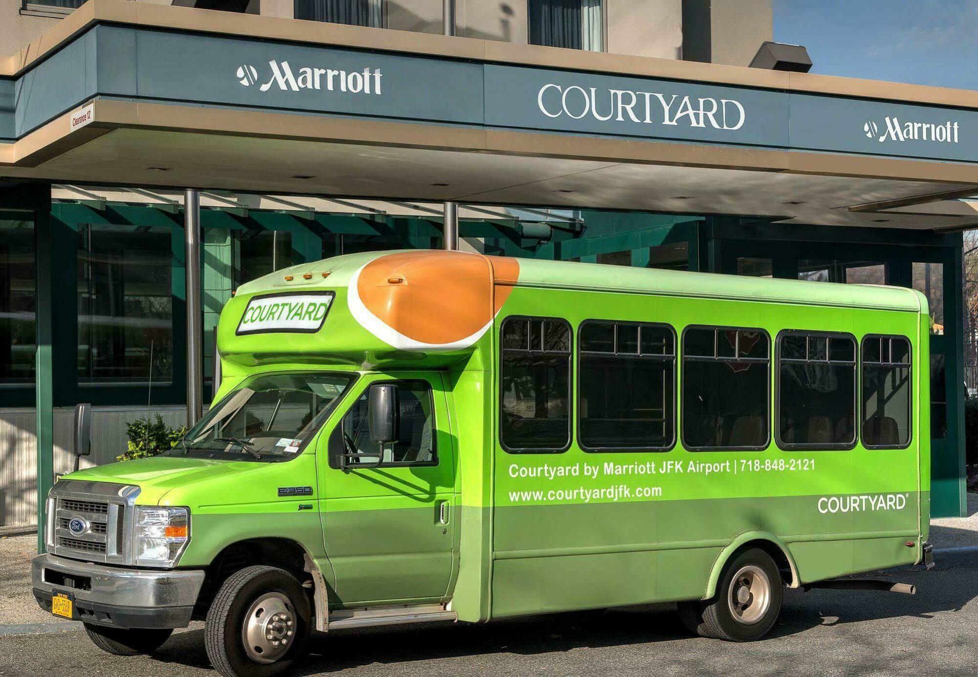 Courtyard By Marriott New York Jfk Airport Hotel Exterior photo